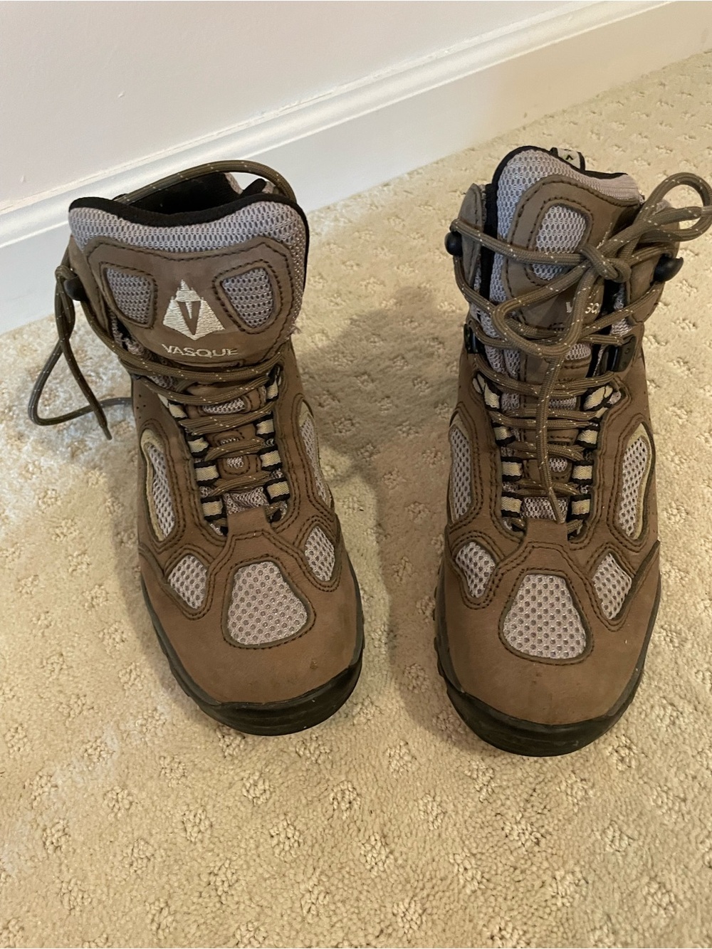Vasque Brown and Gray Hiking Boots Size 8